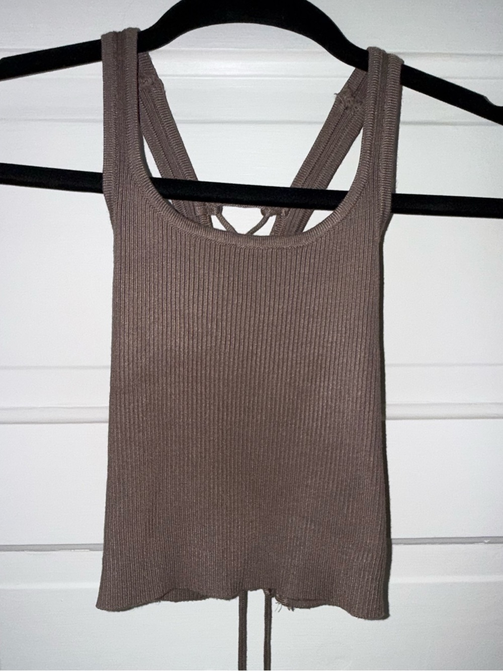 mahina Ribbed Cropped Tank Top in Taupe